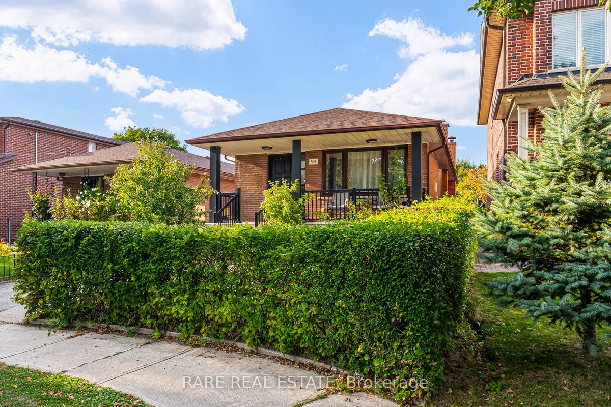 98 Hay Avenue, ON M8Z 1G4