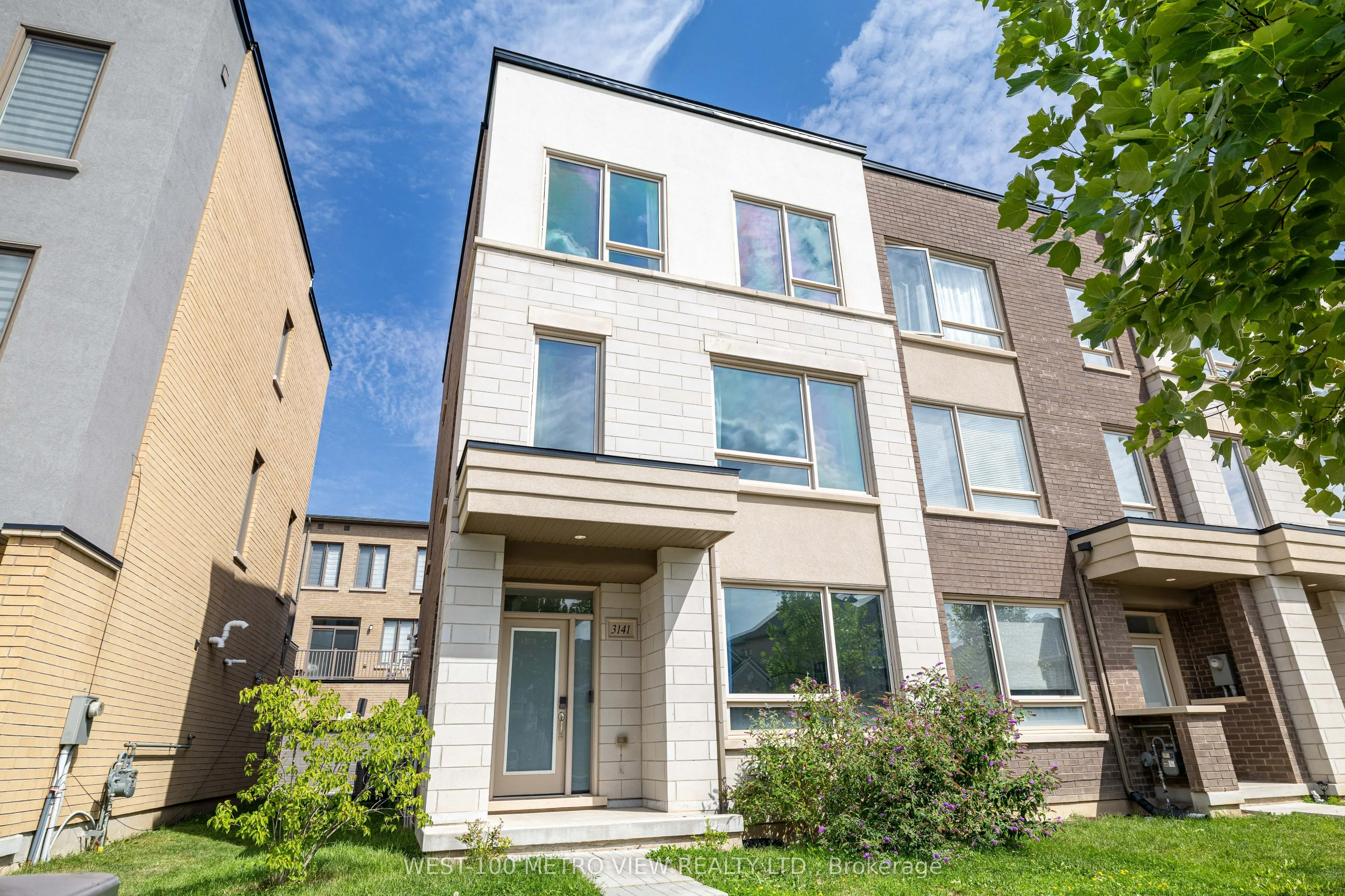 3141 Ernest Appelbe Boulevard, ON L6H 0N8