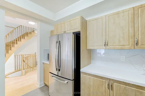 2419 Baronwood Drive, ON L6M 0J7