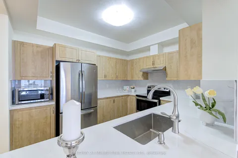 2419 Baronwood Drive, ON L6M 0J7