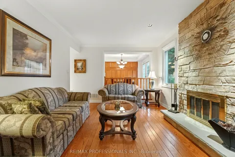 183 Barber Drive, ON L7G 5L5