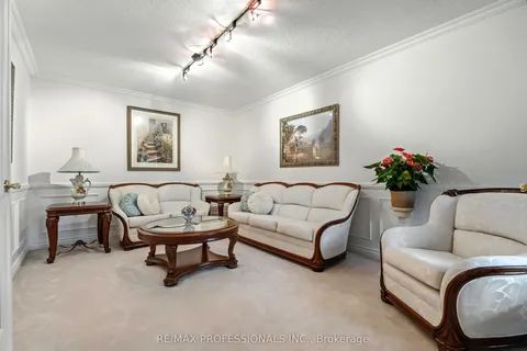 183 Barber Drive, ON L7G 5L5