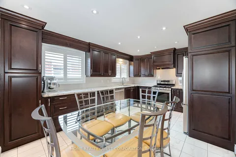 4190 Bishopstoke Lane, ON L4Z 1J3