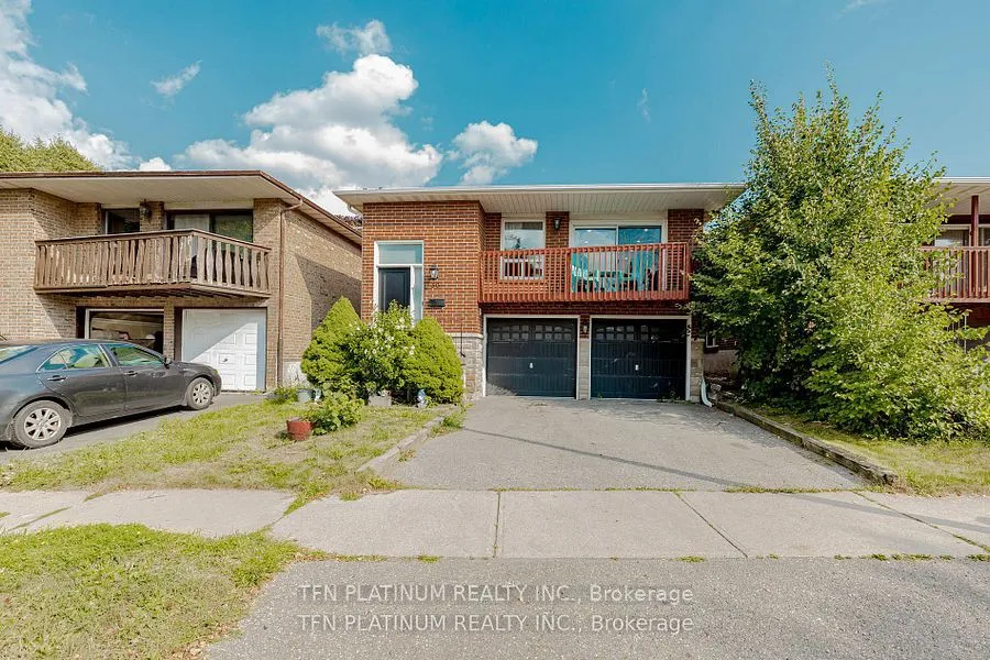 36 Tanager Square, ON L6Z 1X2