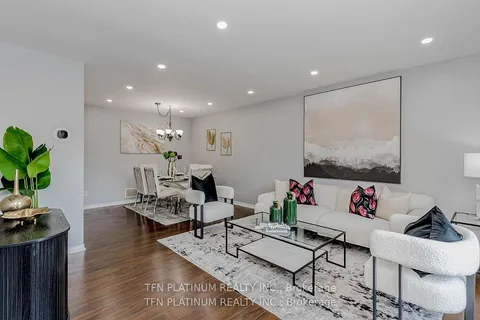 36 Tanager Square, ON L6Z 1X2