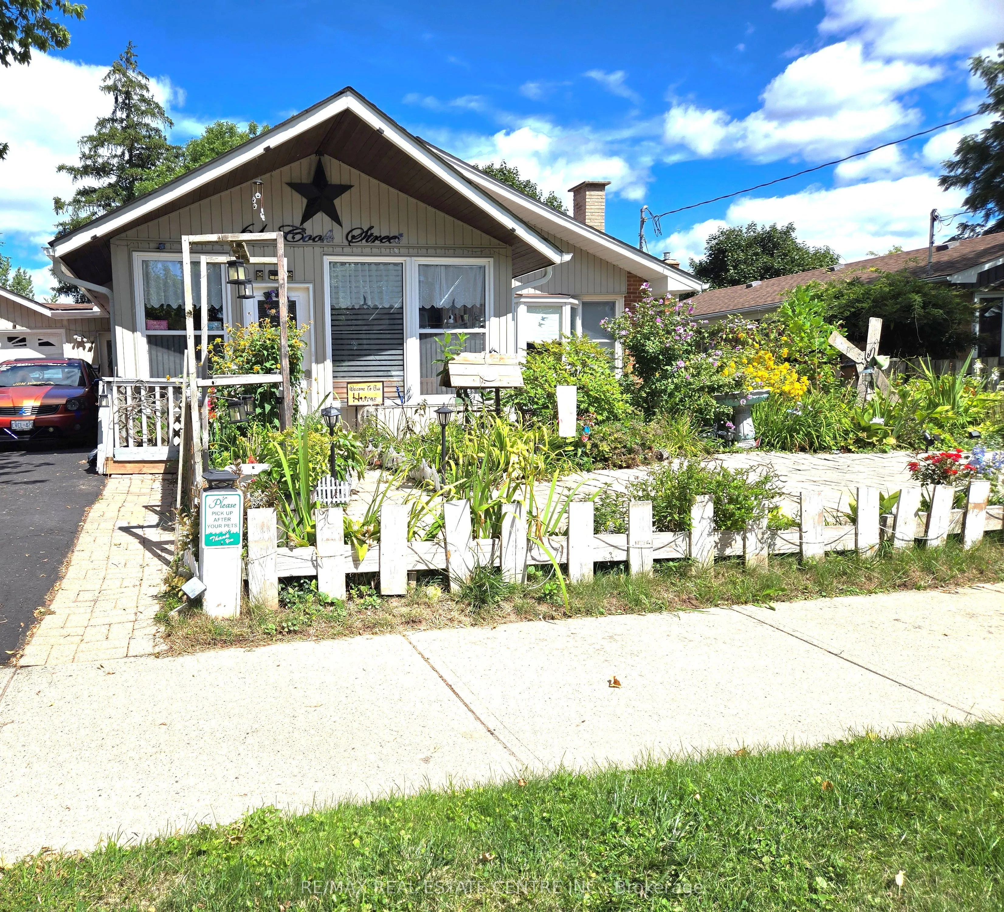 61 Cook Street, ON L7J 1Z5