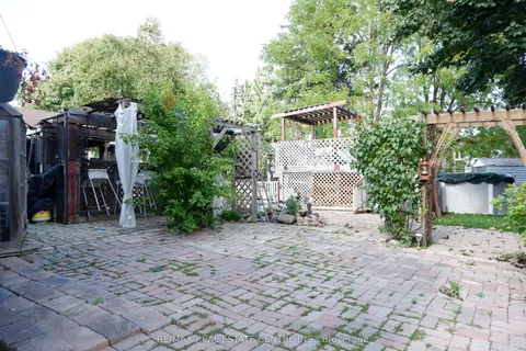 61 Cook Street, ON L7J 1Z5