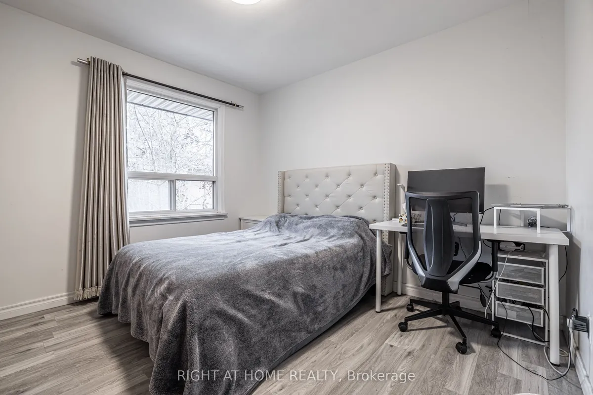 2076 Constance Drive, ON L6J 2V7