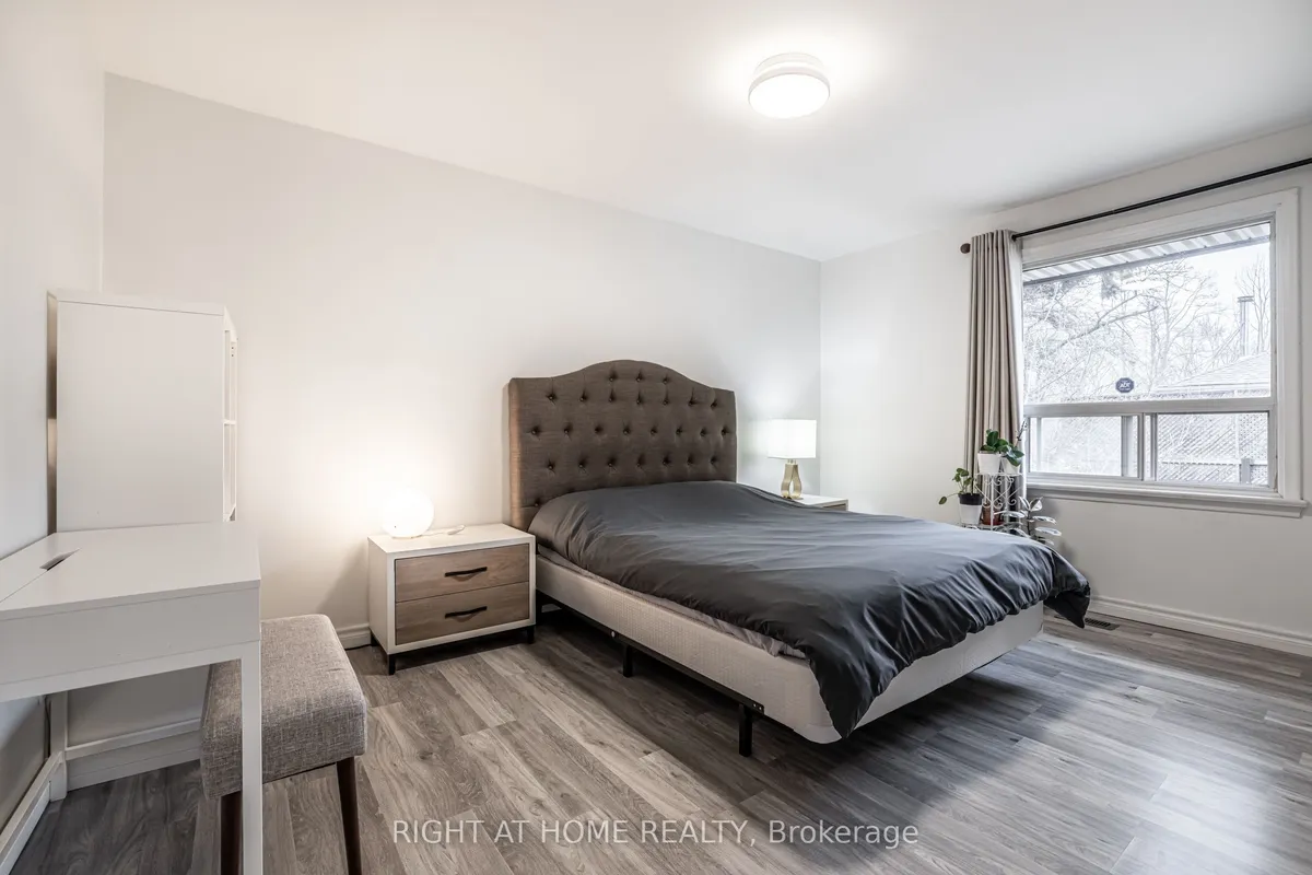 2076 Constance Drive, ON L6J 2V7