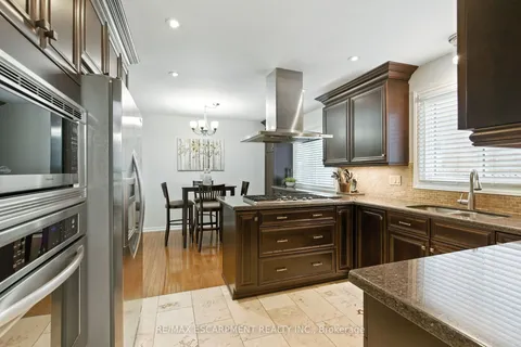 561 Harmony Avenue, ON L7N 3S7