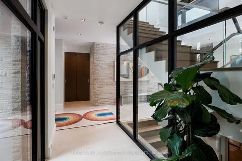 1471 Rogerswood Court, ON L5J 1R7