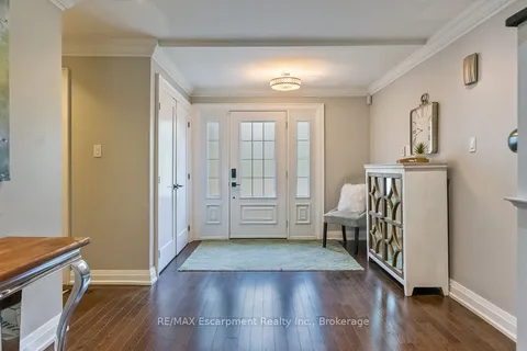 484 Aspen Forest Drive, ON L6J 6H7