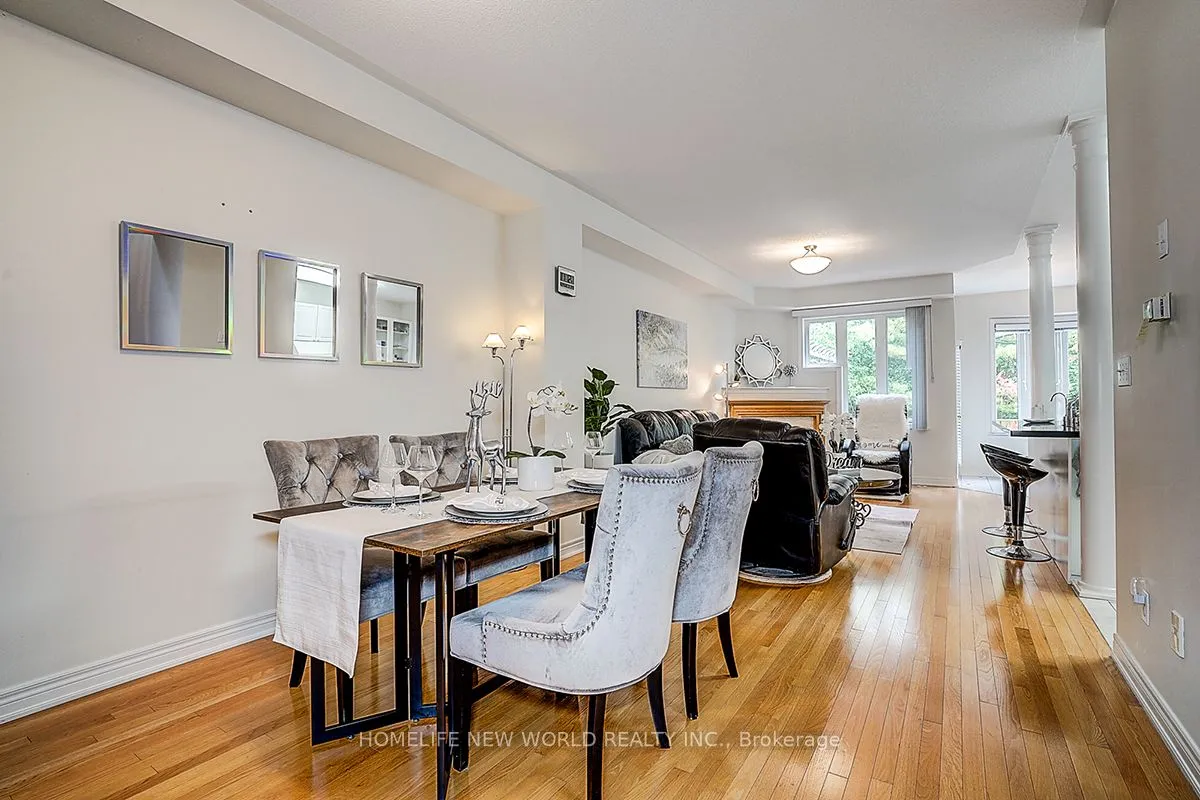 2305 Woodfield Road, ON L6H 6Y7