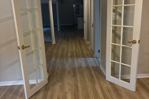 2201 Cliff Road, ON L5A 2N8