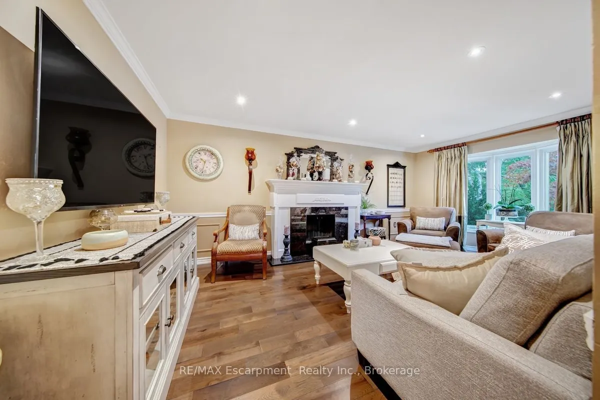 2029 Banbury Crescent, ON L6H 5P9