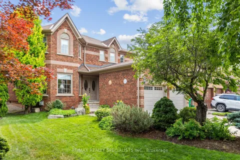 6847 Summer Heights Drive, ON L5N 7E7