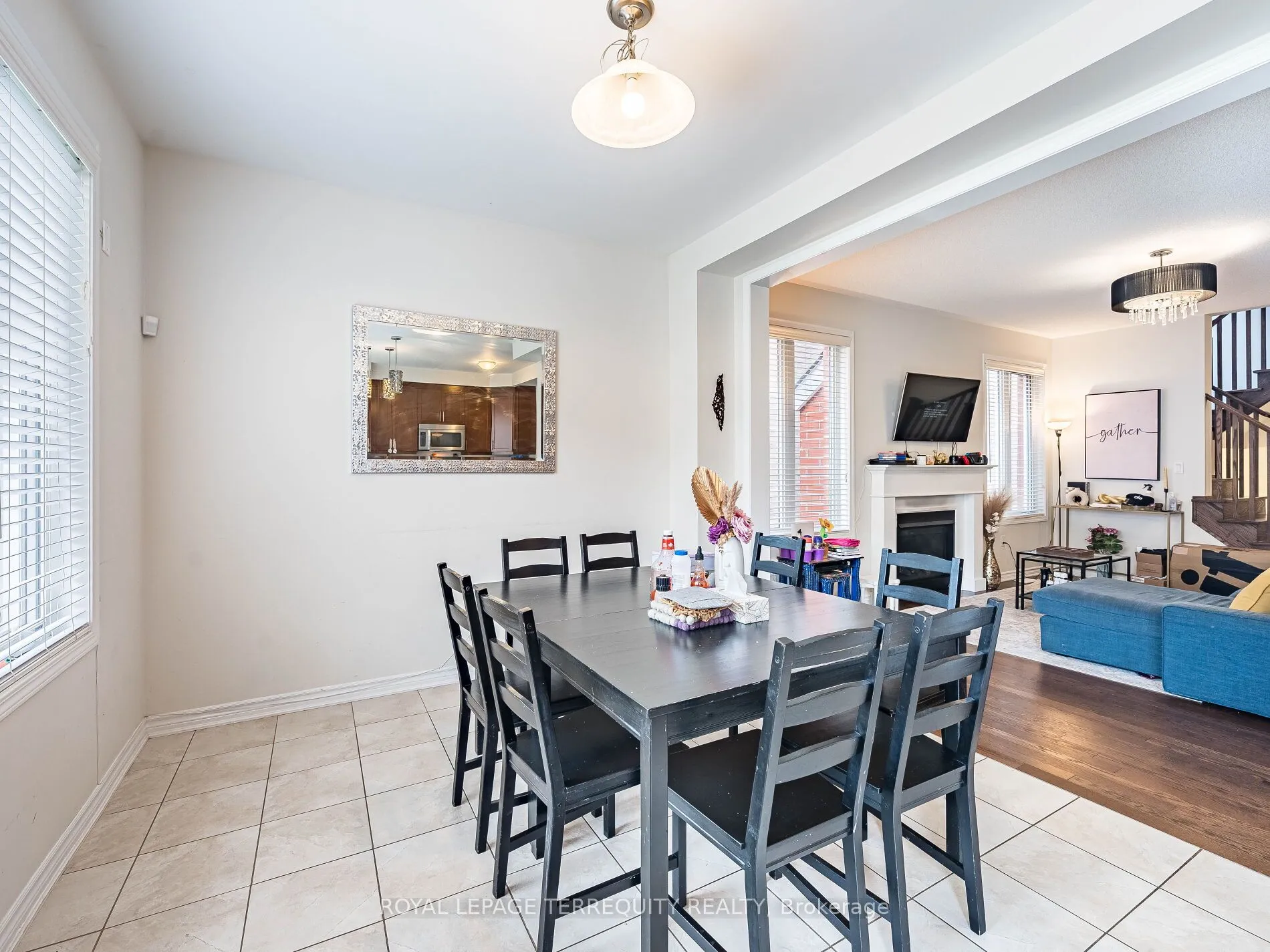 903 Penson Crescent, ON L9T 8Z8