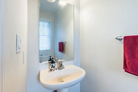 903 Penson Crescent, ON L9T 8Z8