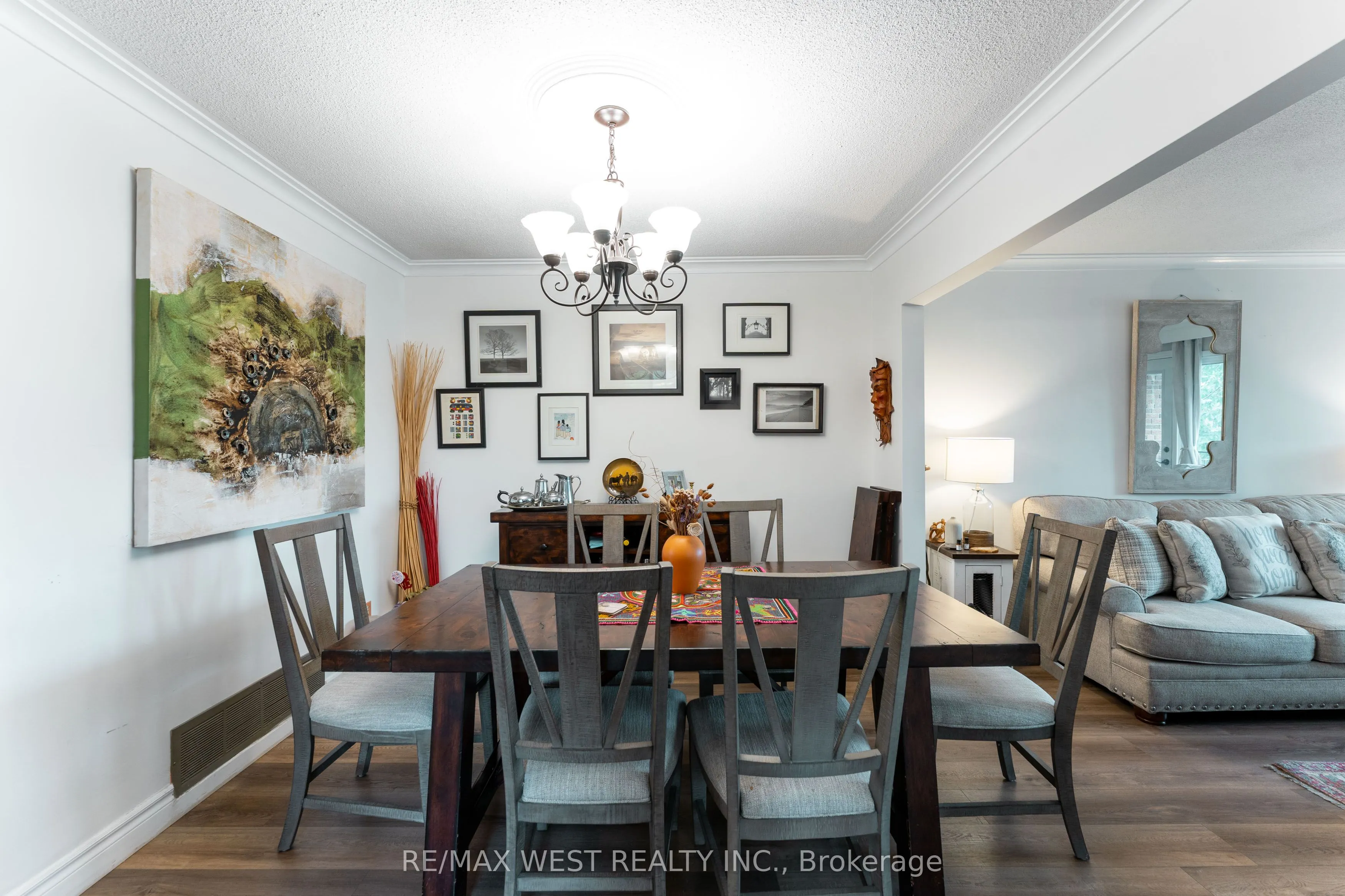 330 Pellatt Avenue, ON M9N 3P3