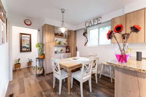 330 Pellatt Avenue, ON M9N 3P3