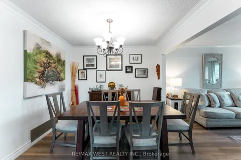 330 Pellatt Avenue, ON M9N 3P3