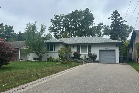 2486 Edenhurst Drive, ON L5A 2K9