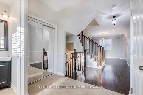 569 Murray Meadows Place, ON L9T 8L8