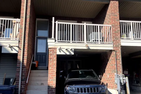 173 Torbarrie Road, ON M3L 1G8