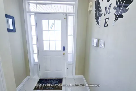 131 Seahorse Avenue, ON L6V 4N5