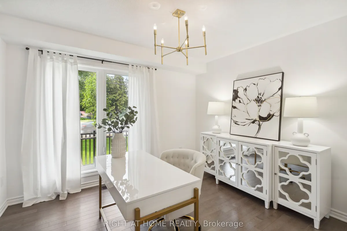 2495 Littlefield Crescent, ON L6M 5L9