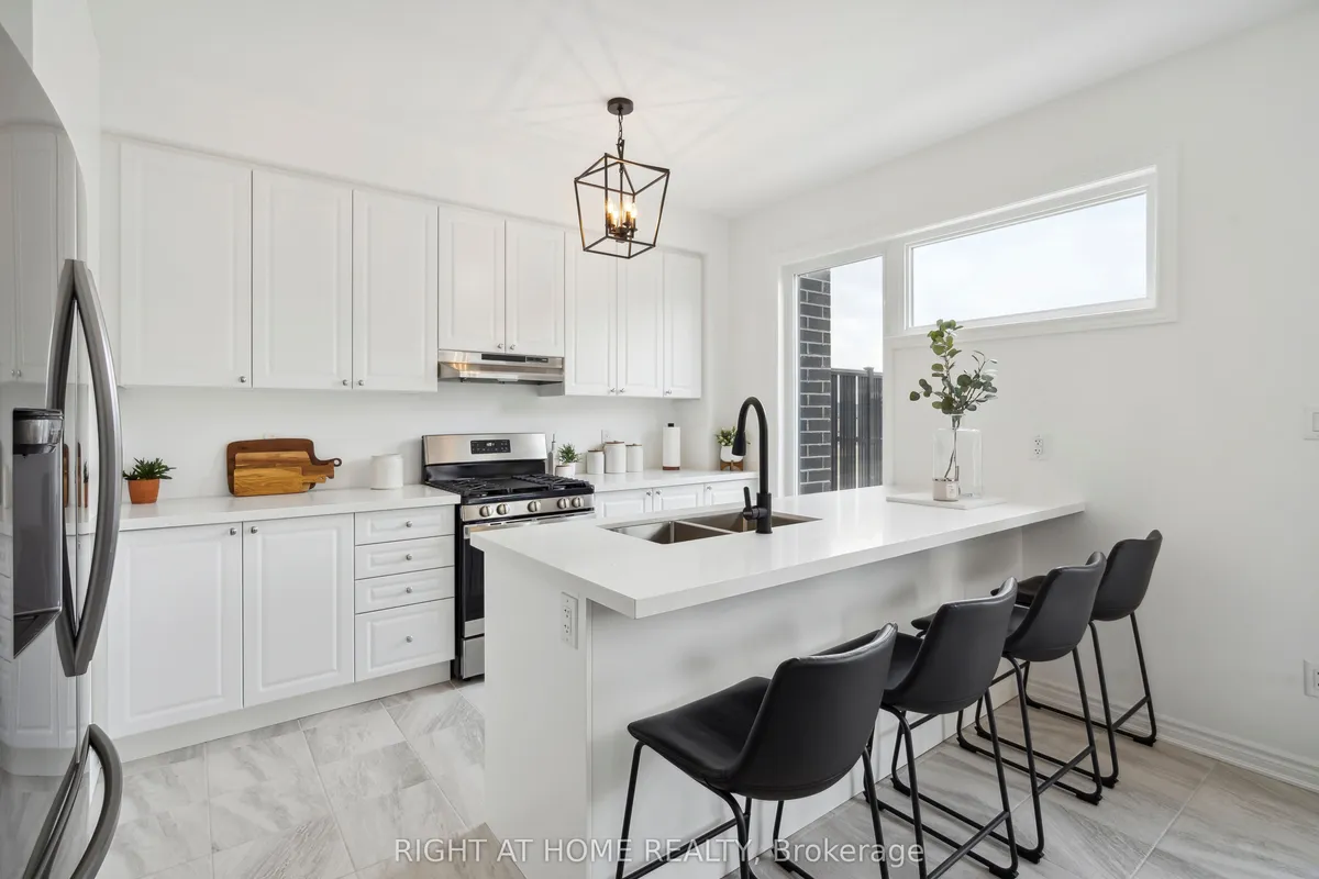 2495 Littlefield Crescent, ON L6M 5L9