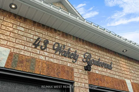 43 Wakely Boulevard, ON L7E 2H1