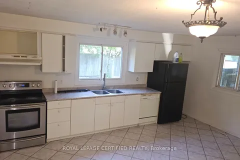 1149 Nottingham Avenue, ON L7P 2R5