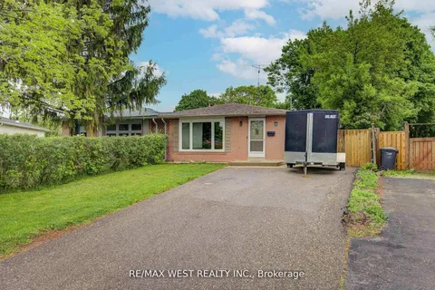 65 Belmont Drive, ON L6T 2K5