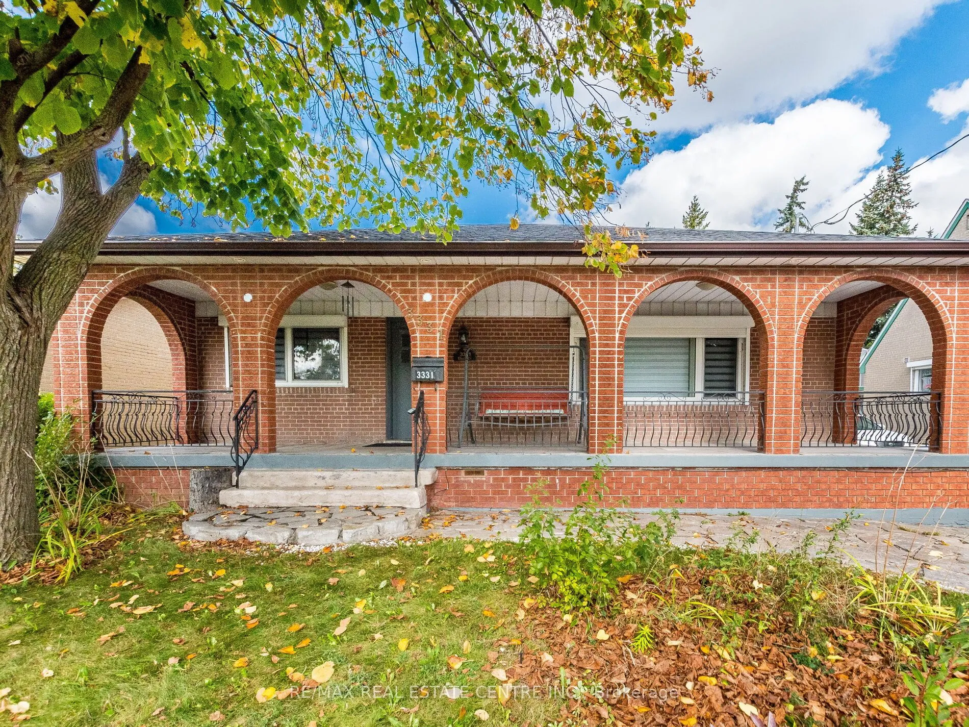 3331 Etude Drive, ON L4T 1T4