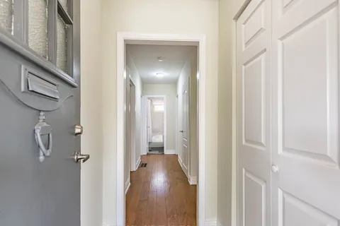 3331 Etude Drive, ON L4T 1T4