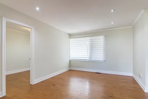 3331 Etude Drive, ON L4T 1T4