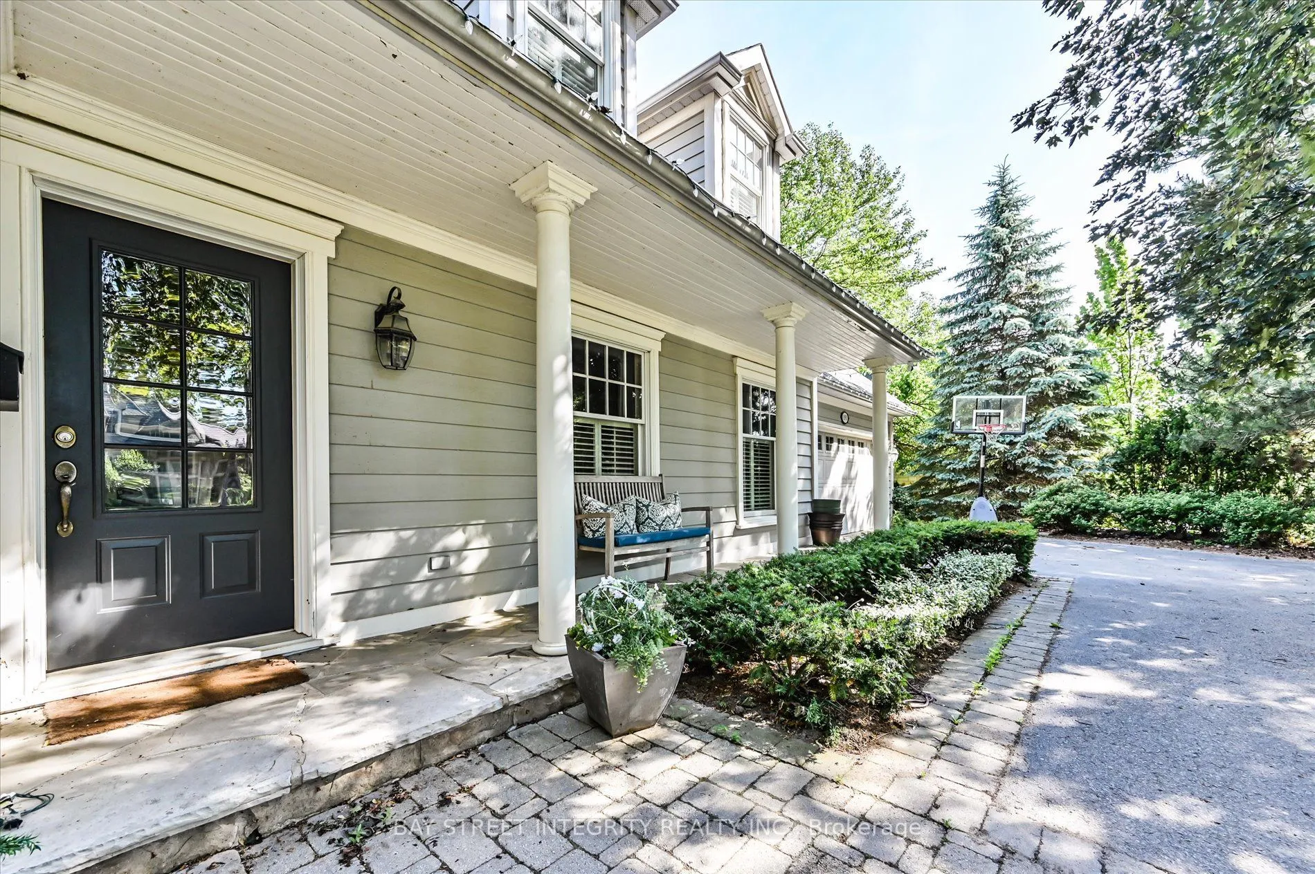 1192 Morrison Heights Drive, ON L6J 4J1