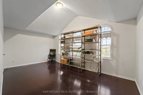 3619 Waterfall Crescent, ON L5N 8G8