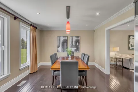 22 Tortoise Court, ON L6P 0A1