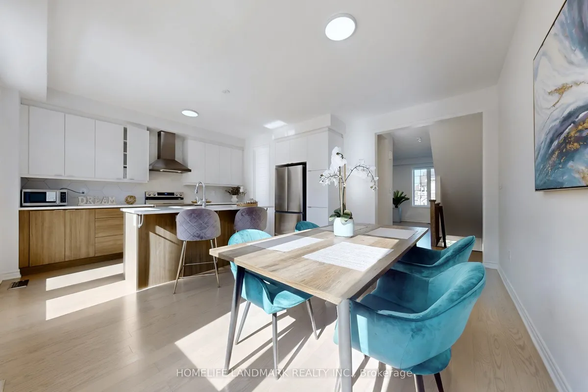 1402 Ripplewood Avenue, ON L6M 5N8