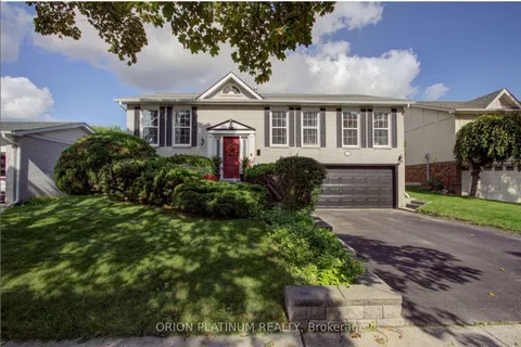 1706 Branchwood Park, ON L4W 2E6