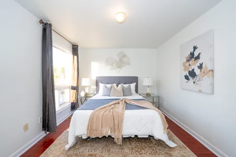 28 Gailwood Court, ON L6S 2E2