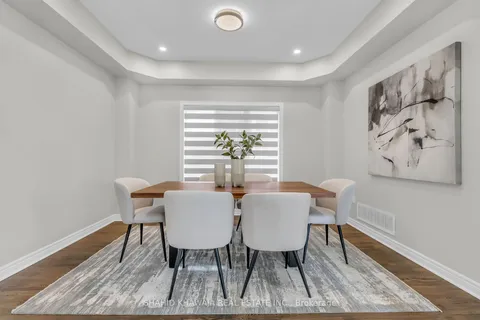 4839 Marble Arch Mews, ON L5M 7R1