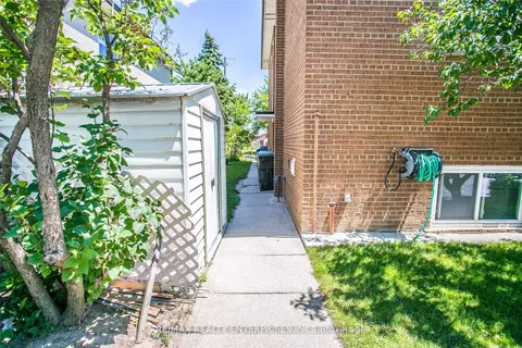 54 Rabbit Lane, ON M9B 5S7