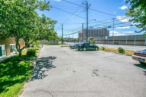 54 Rabbit Lane, ON M9B 5S7