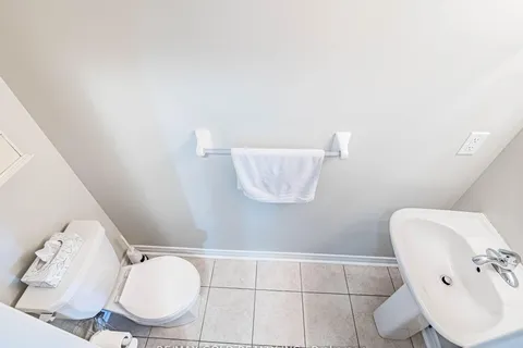 19 Sudeley Lane, ON L7A 4Z7