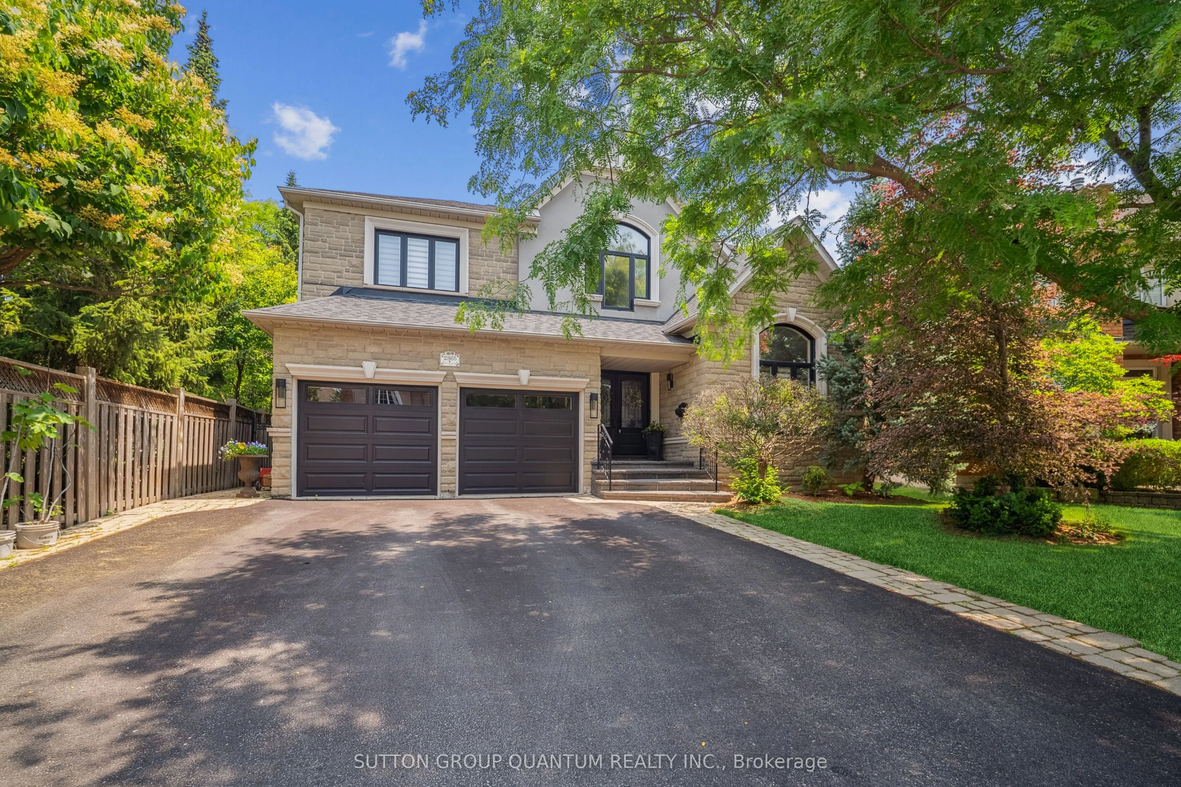 2365 Valley Stream Place, ON L6H 6X1
