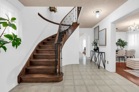 5513 Holbrook Road, ON L5M 5G3