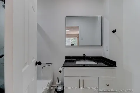 82 Goldgate Crescent, ON L9W 4B8